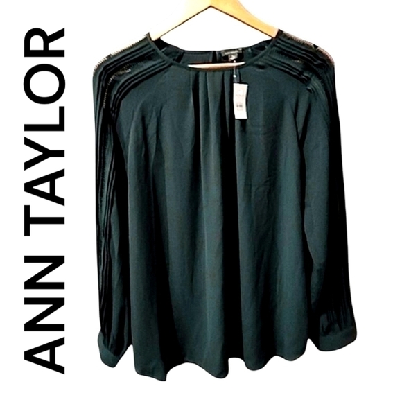 ANN TAYLOR, FOREST I GREEN, BOHEMIAN CREPE CROCHET BLOUSE, NWT,  MEDIUM - Picture 1 of 8